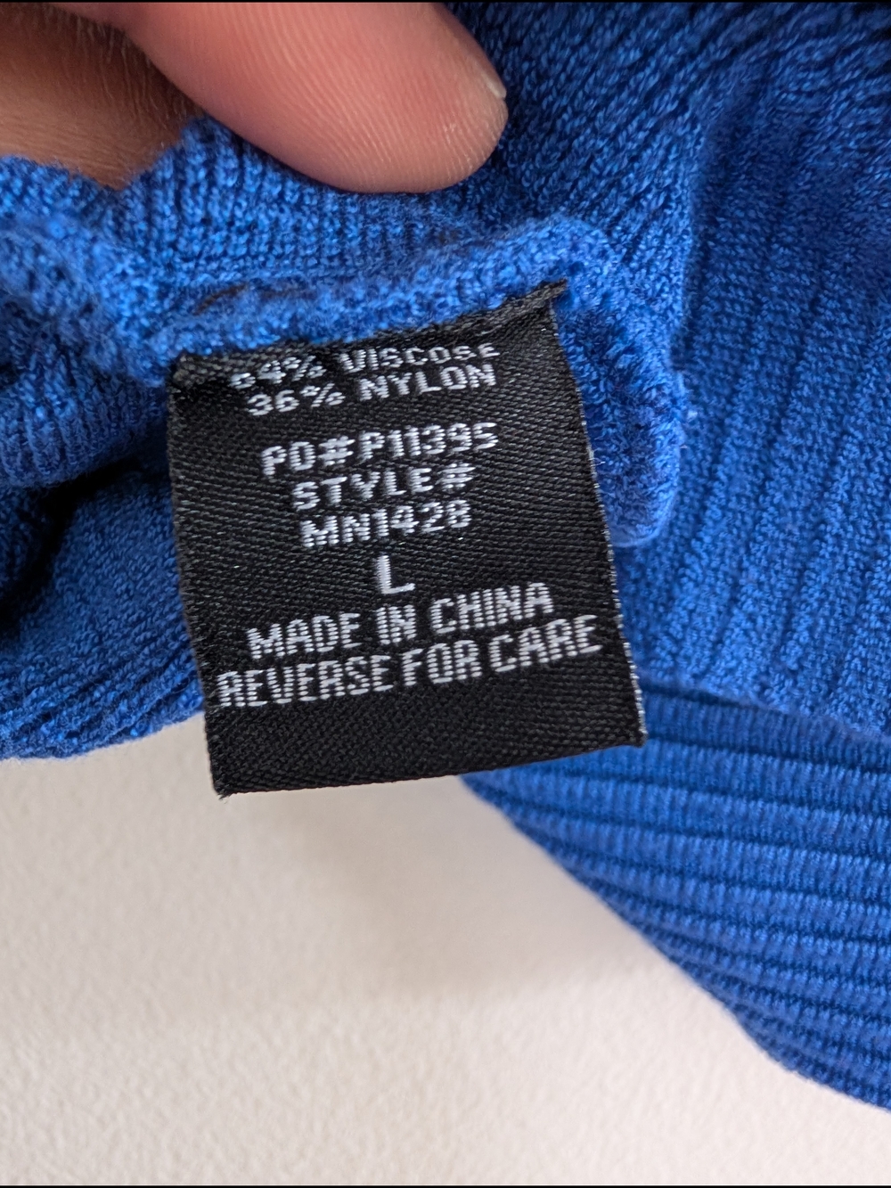 Timing Blue Ribbed V-Neck Tank - Picture 3 of 4
